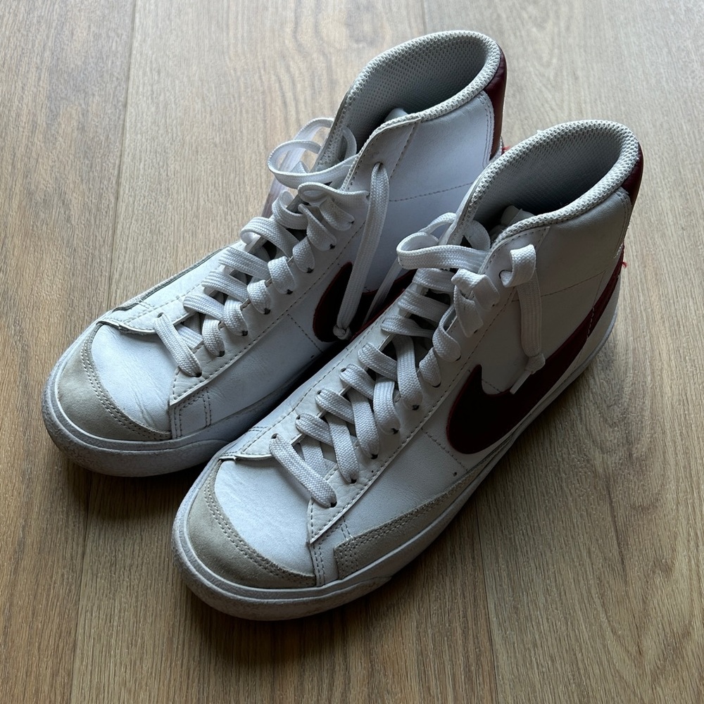 Nike High top Blazers Youth size 5.5